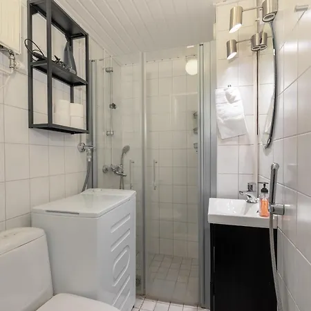 Beautiful 2 Bedroom & Free Parking Appartement Turku